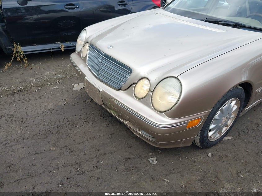 2001 MERCEDES-BENZ E 320 auction photo 6
