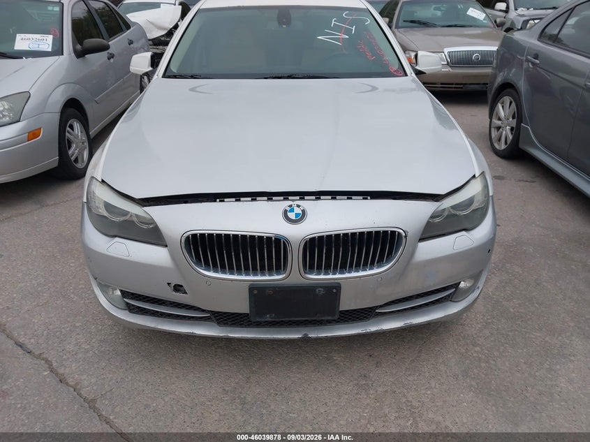 2011 BMW 535I · Photo 6