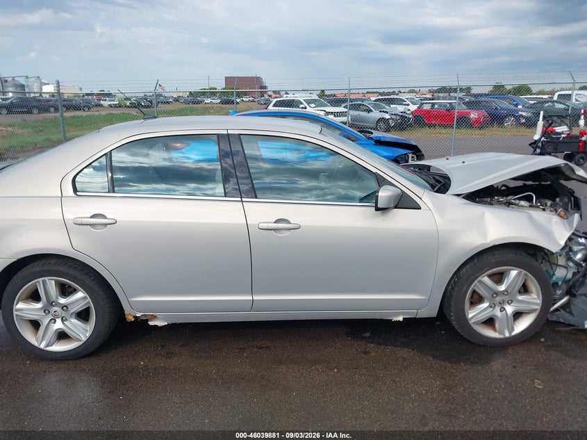 2010 MERCURY MILAN · Фото 14