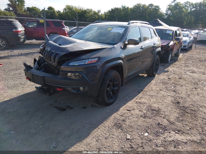 2015 Jeep Cherokee Trailhawk, Front End, IAAI, VIN 1C4PJMBS4FW538529 — photo 2