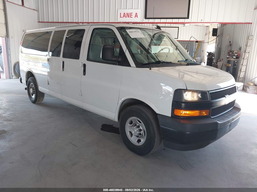 2020 CHEVROLET EXPRESS PASSENGER auction photo 1