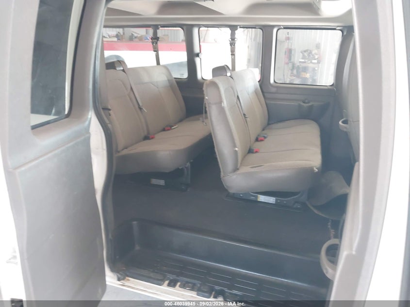 2020 CHEVROLET EXPRESS PASSENGER auction photo 8