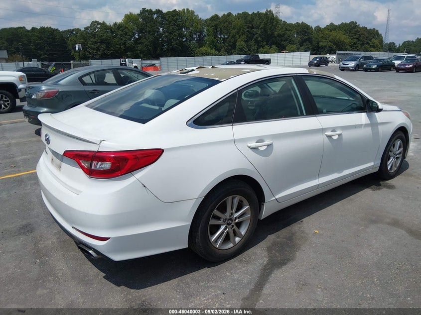 2017 HYUNDAI SONATA auction photo 4