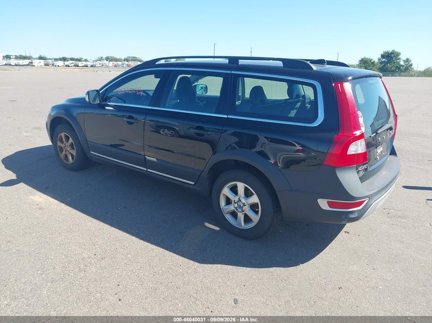 2010 VOLVO XC70 3.2 · Фото 3