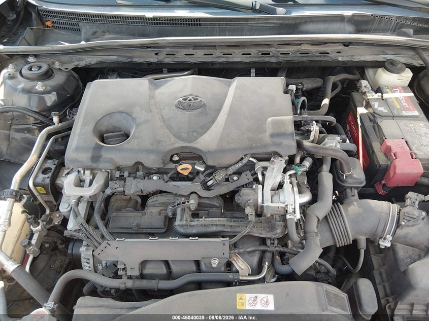 TOYOTA CAMRY - zdjęcie 10