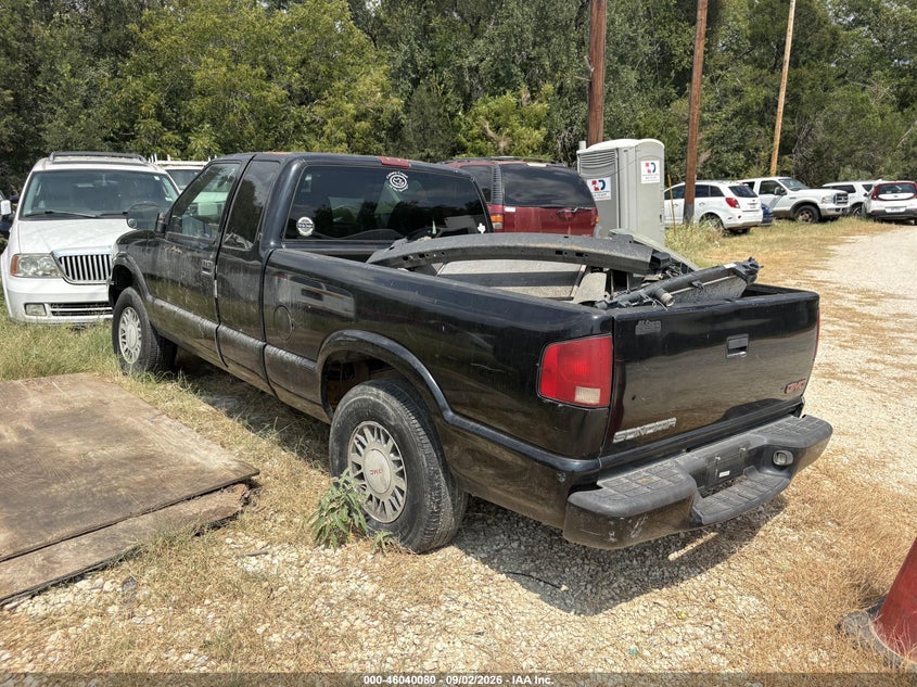 2001 GMC SONOMA auction photo 3