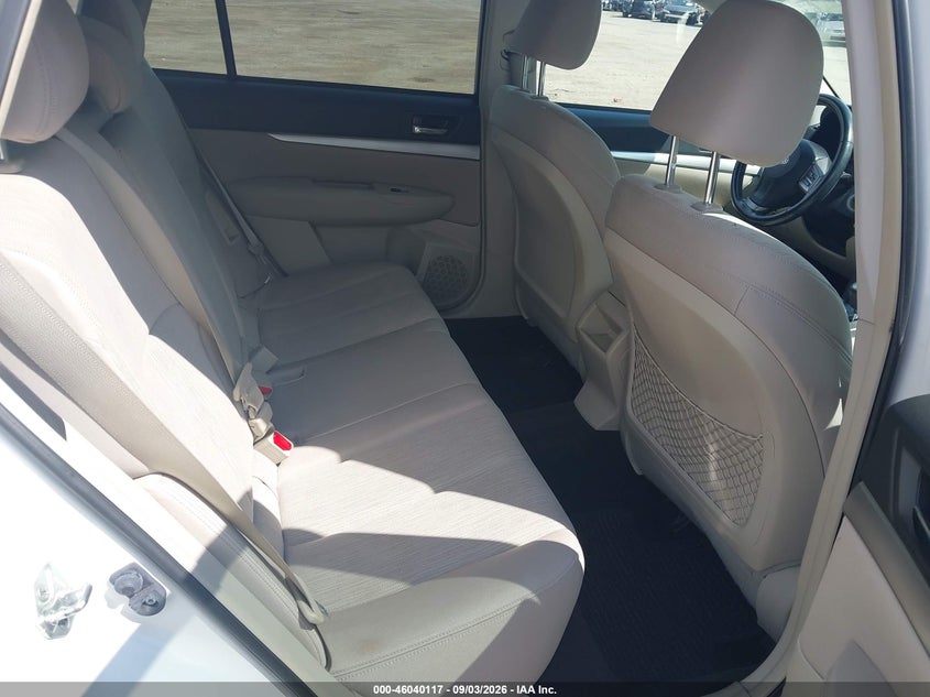 2014 SUBARU OUTBACK auction photo 8