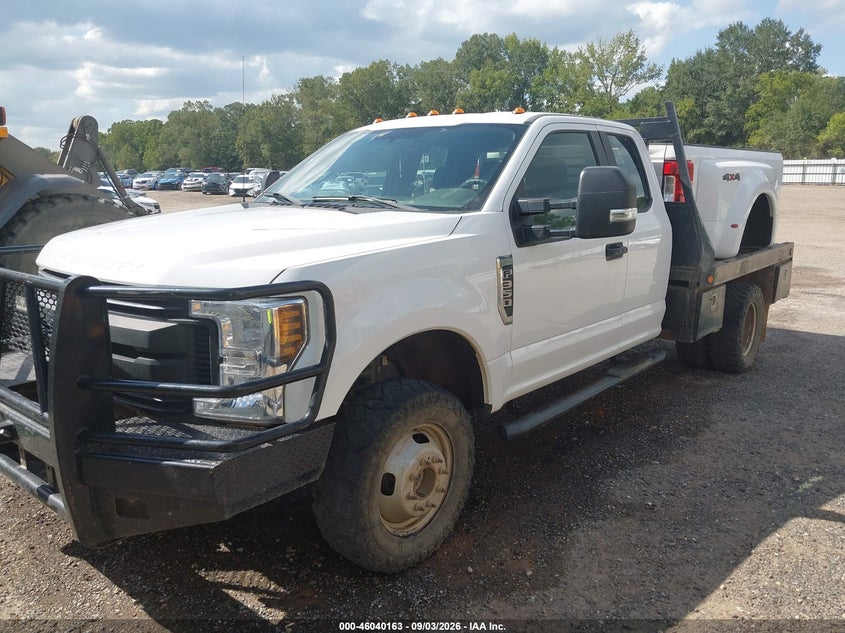 2018 FORD F-350 auction photo 2
