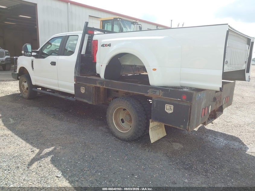 2018 FORD F-350 auction photo 3