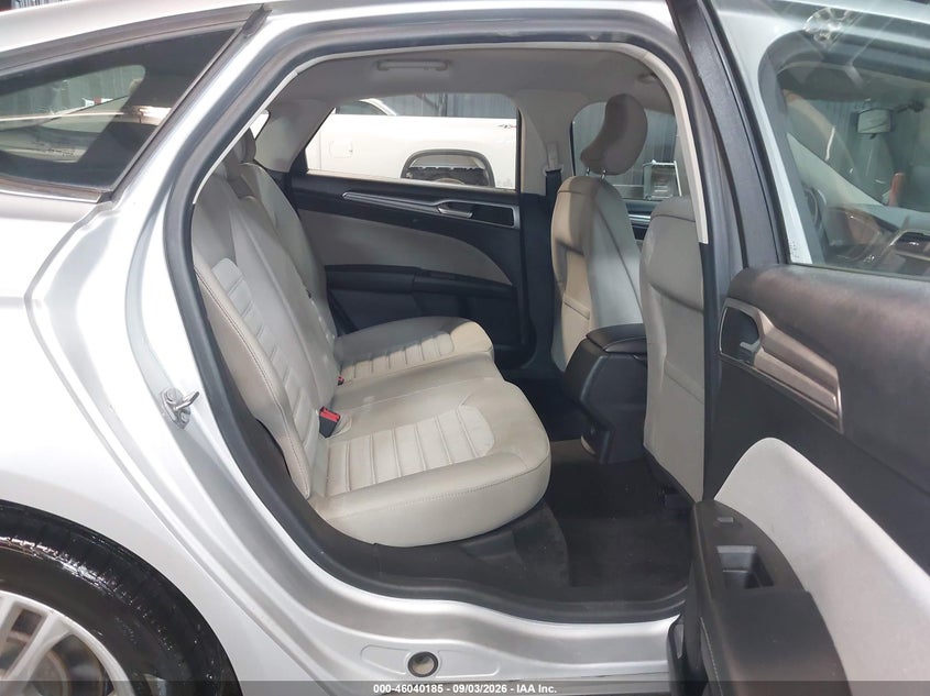 2018 FORD FUSION HYBRID auction photo 8