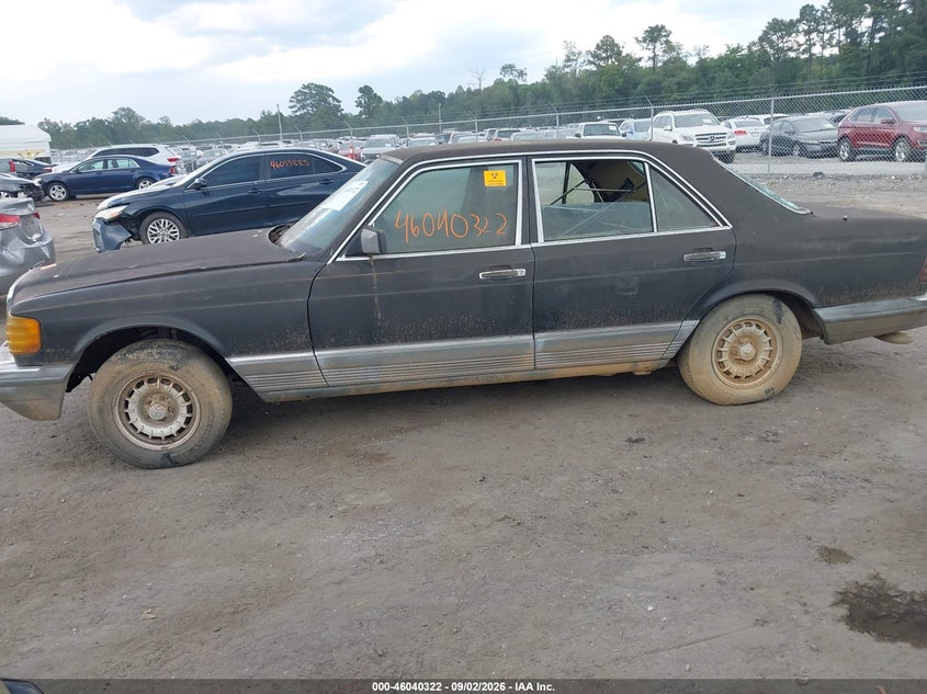 1985 MERCEDES-BENZ 300 auction photo 6