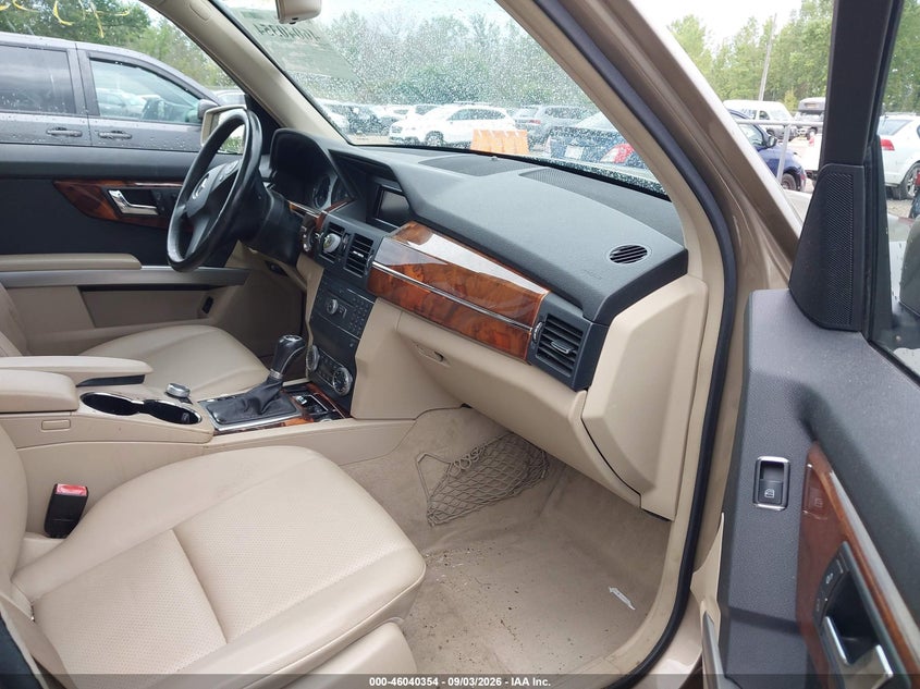 MERCEDES-BENZ GLK 350 2010 VIN WDCGG8HB0AF322998
