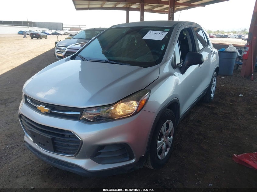2018 CHEVROLET TRAX auction photo 2