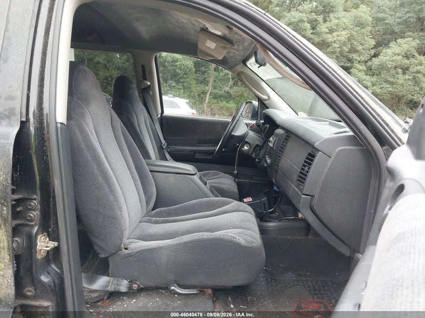 2004 DODGE DAKOTA auction photo 5