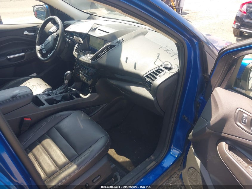 2017 FORD ESCAPE auction photo 5