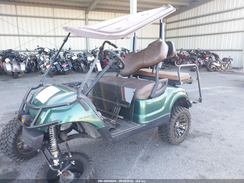 2013 YAMAHA GOLF CART auction photo 2