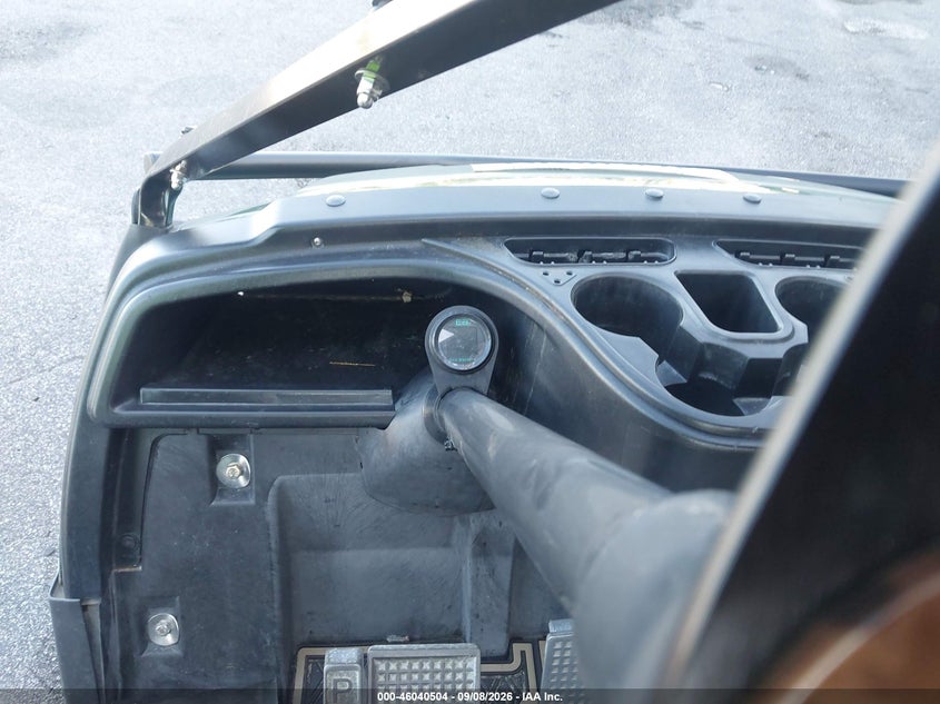 2013 YAMAHA GOLF CART auction photo 7