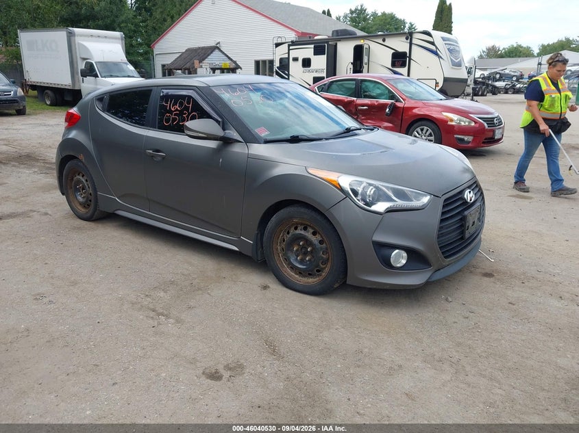 2013 HYUNDAI VELOSTER auction photo 1