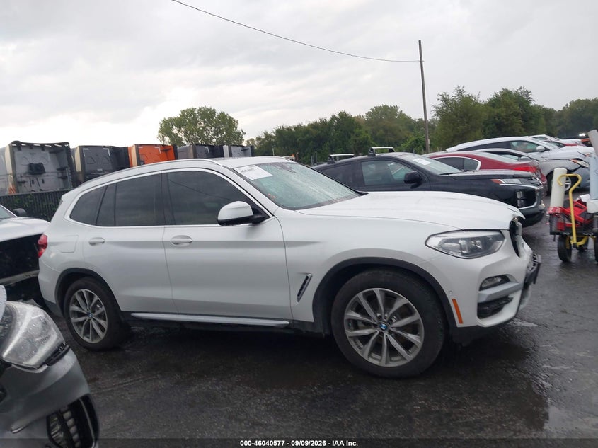 BMW X3 - zdjęcie 13