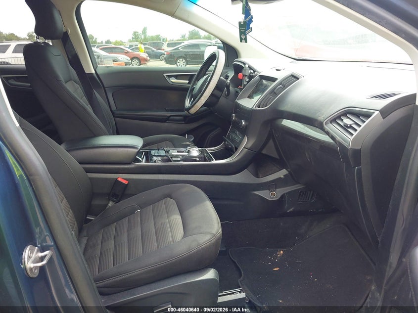 2019 FORD EDGE auction photo 5