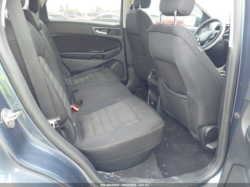 2019 FORD EDGE auction photo 8