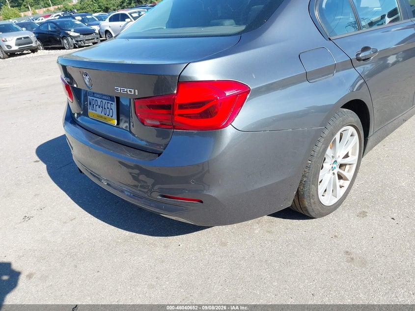 Vin: wba8a3c37ha067060, lot: 46540107, bmw 320i xdrive 20174