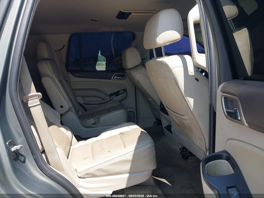 2017 GMC YUKON auction photo 8