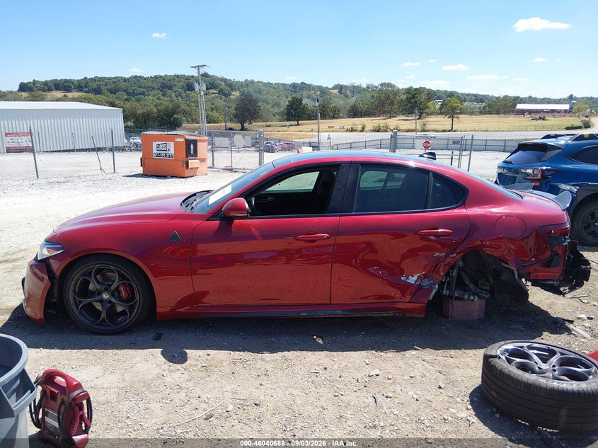 2019 ALFA ROMEO GIULIA TI SPORT RWD · Фото 15