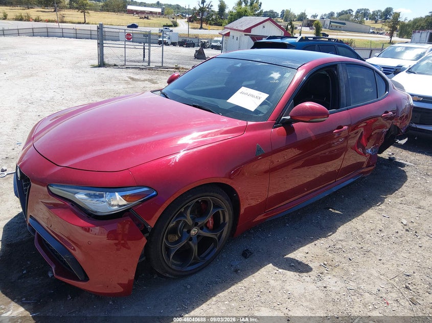 2019 ALFA ROMEO GIULIA TI SPORT RWD · Фото 2
