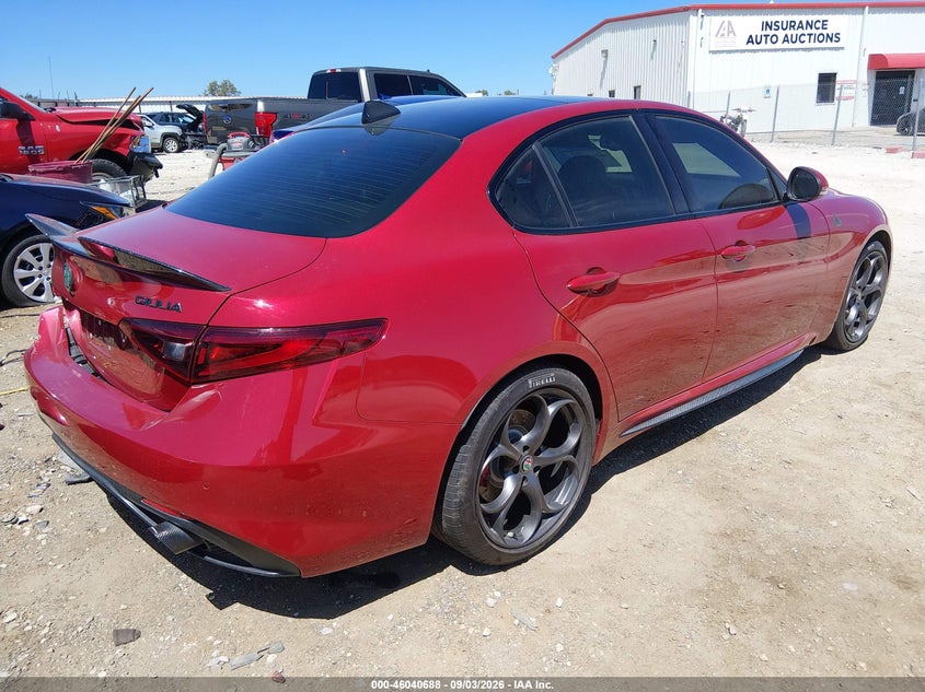 2019 ALFA ROMEO GIULIA TI SPORT RWD · Фото 4
