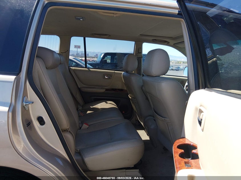 2006 TOYOTA HIGHLANDER auction photo 8