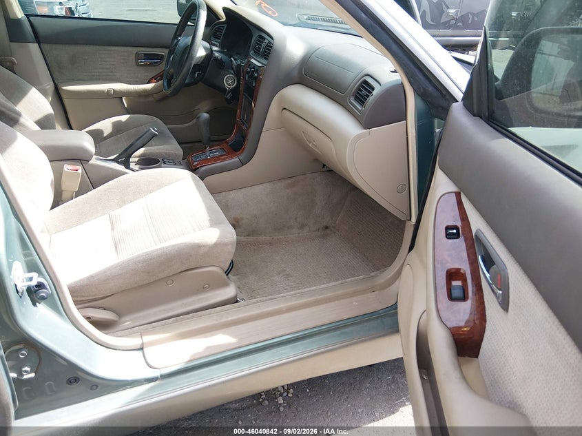 2004 SUBARU OUTBACK auction photo 5
