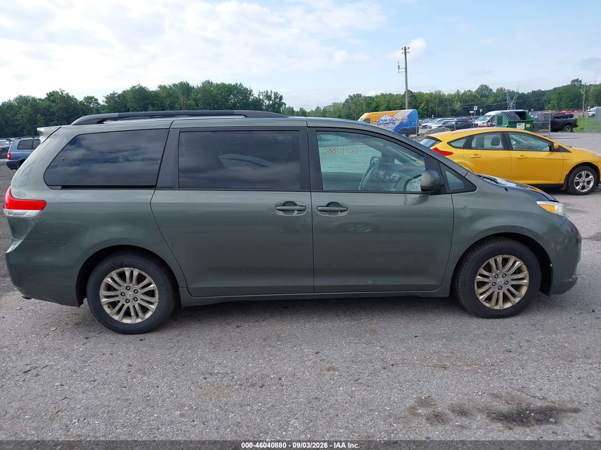 TOYOTA SIENNA 2011 VIN 5TDYK3DC8BS064452