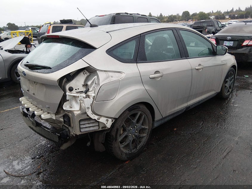 Vin: 1fadp3k26gl392235, lot: 46540438, ford focus se 20164