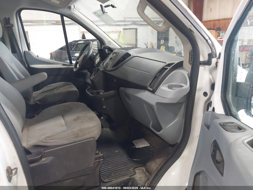 2015 FORD TRANSIT-250 auction photo 5