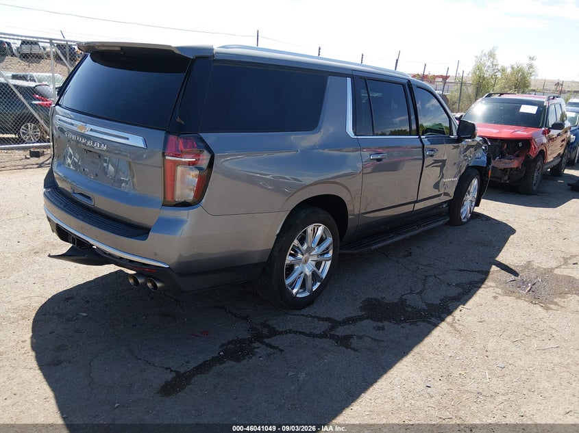 CHEVROLET SUBURBAN - zdjęcie 4