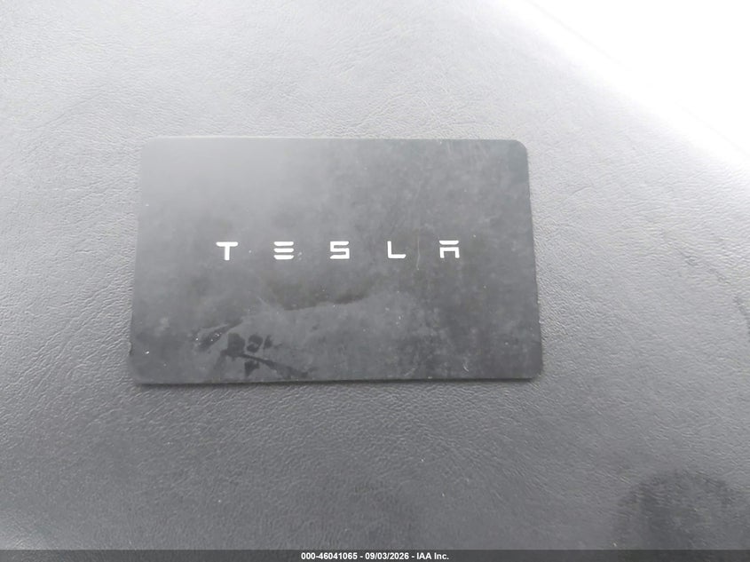 TESLA MODEL Y - zdjęcie 11