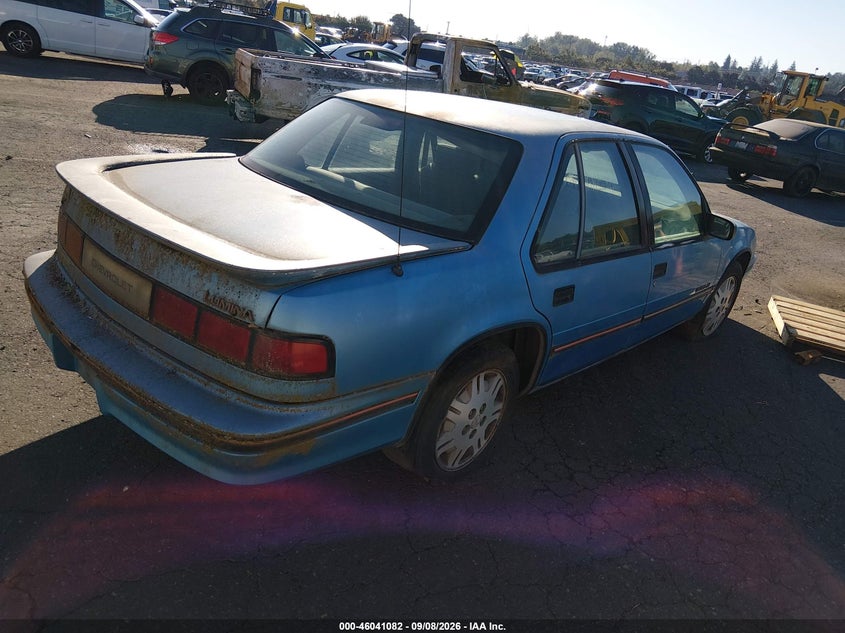 1992 CHEVROLET LUMINA auction photo 4