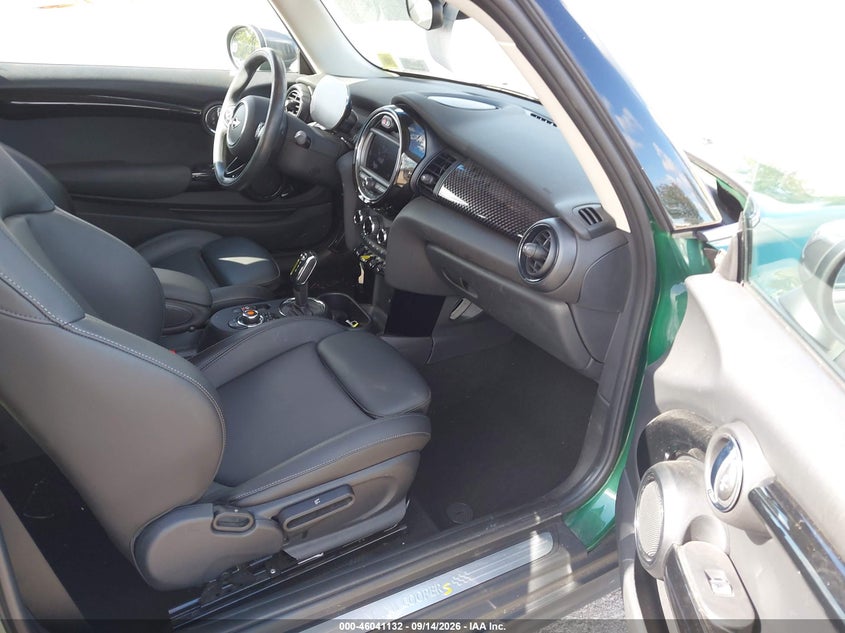 MINI SE HARDTOP 2021 VIN WMWXP3C09M2P33825