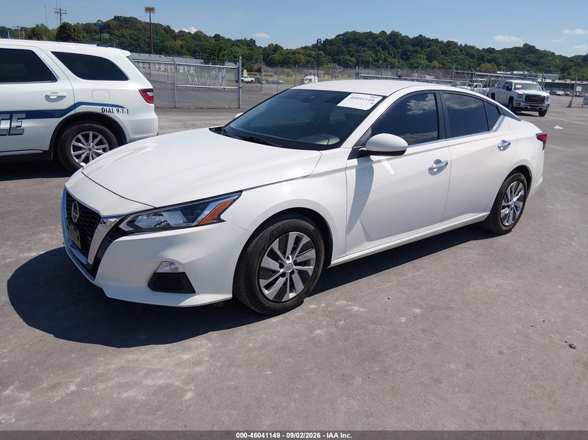2021 Nissan Altima, Normal Wear & Tear, IAAI, VIN 1N4BL4BV2MN347361 — photo 2