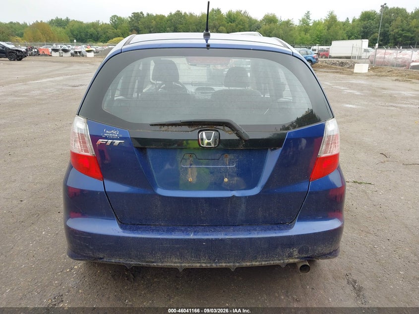 HONDA FIT 2013 VIN JHMGE8H33DC061472