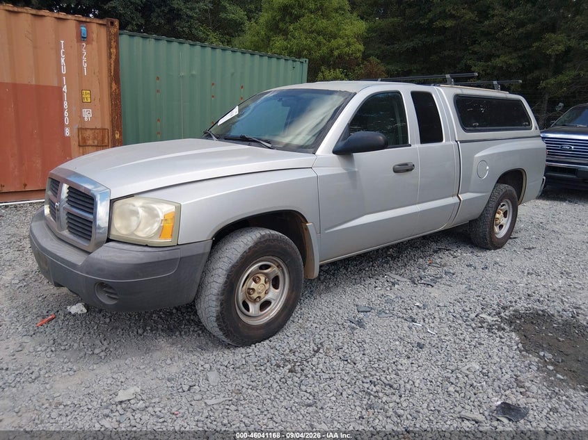 2005 DODGE DAKOTA auction photo 2