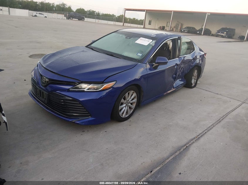 Vin: 4t1b11hk5ju511095, lot: 46540653, toyota camry le 20182