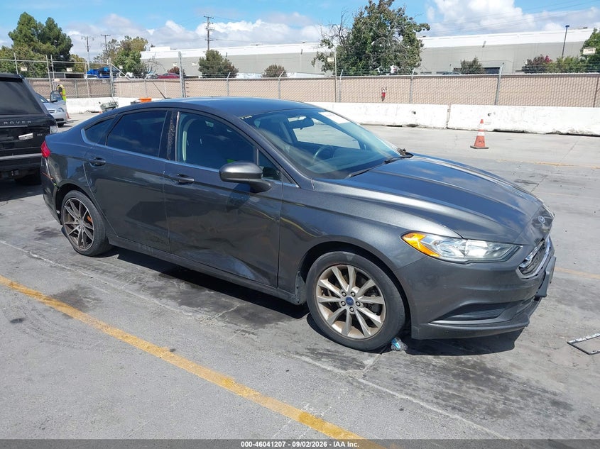 2017 FORD FUSION auction photo 1