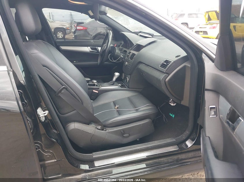 2010 MERCEDES-BENZ C 300 auction photo 5