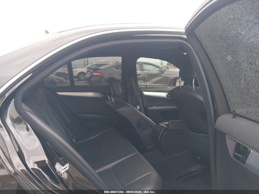 2010 MERCEDES-BENZ C 300 auction photo 8