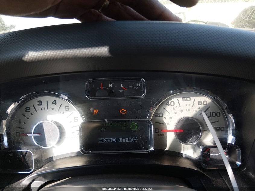 2012 FORD EXPEDITION auction photo 7