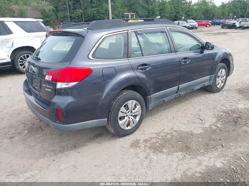 2013 SUBARU OUTBACK auction photo 4