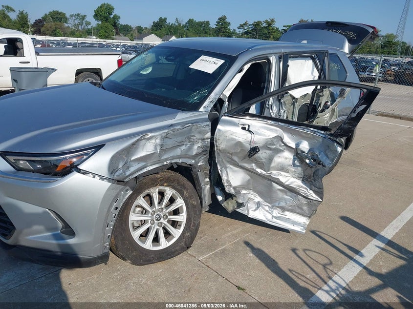TOYOTA GRAND HIGHLANDER 2025 VIN 5TDAAAA5XSS022928