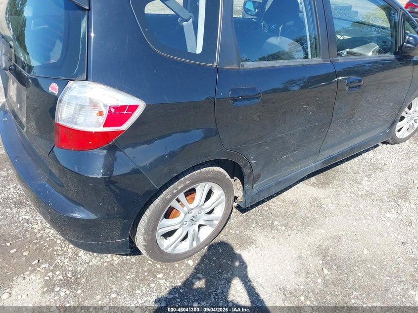 2011 HONDA FIT auction photo 6